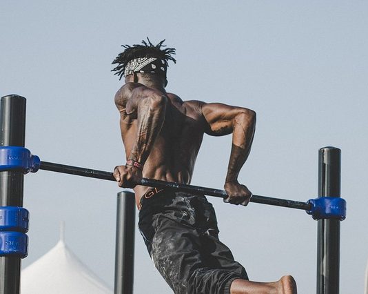 Platformy wibracyjne, a redukcja tkanki tłuszczowej