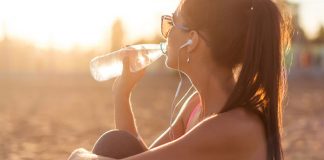 Retencja wody w czasie miesiączki – jak sobie z tym poradzić