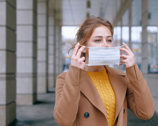 Maseczki jednorazowe Maseczki jednorazowe