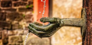 Jak prawidłowo czyścić uszy AkusTone? Jak prawidłowo czyścić uszy AkusTone?