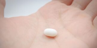 Ile tabletka idzie do żołądka?