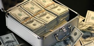 Ile zarabia ratownik?