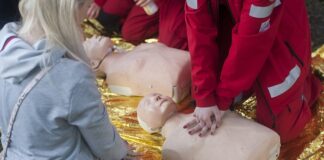 Ile Wdechów przy reanimacji?