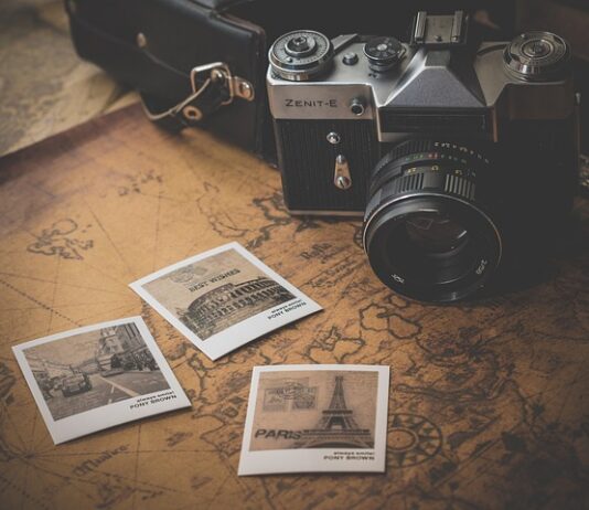 Czym przykleić kamerę do szyby? Czym przykleić kamerę do szyby?