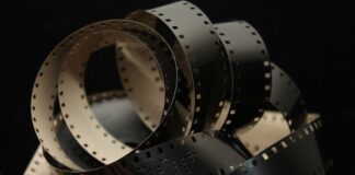 Gdzie wyrzucać folię po chlebie?